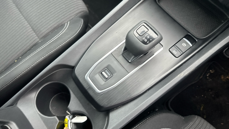 Nissan Qashqai 1.3 DiG-T MH 158 Acenta Premium 5dr Xtronic Petrol Hatchback